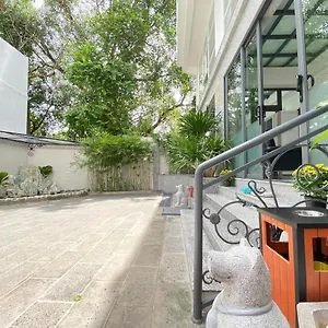 Hotel Home ホテル